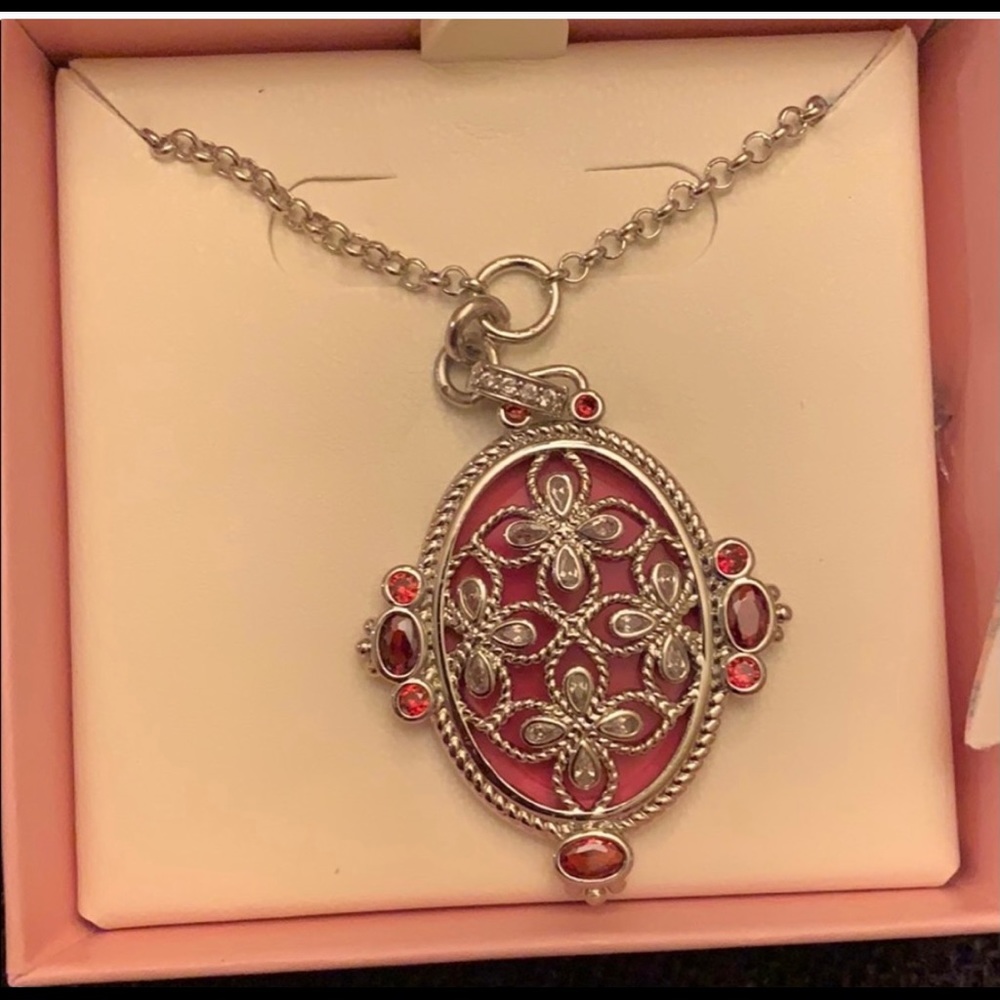 •MAKE OFFER• BOMB PARTY NECKLACE